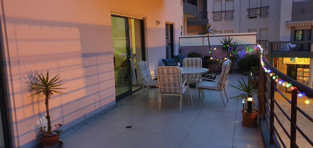 Home From Home Lagos Bagian luar foto